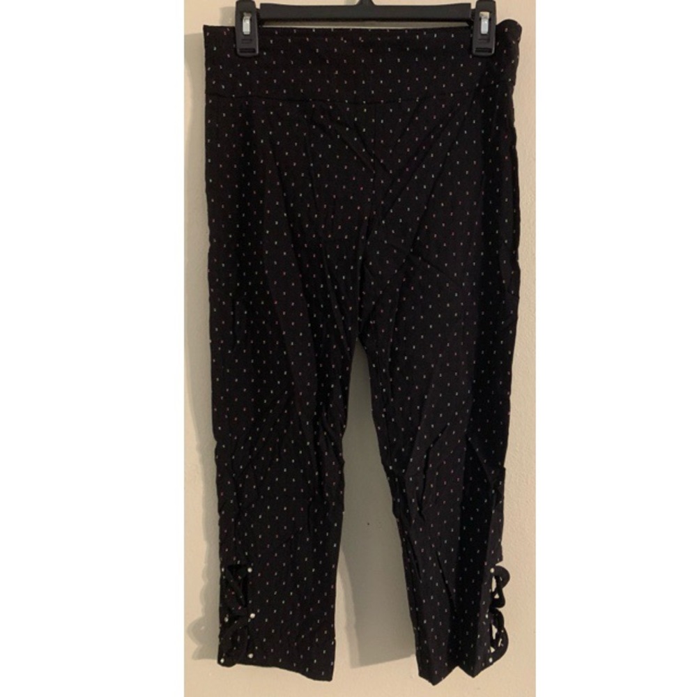 ATTYRE pull on stretch black cropped pants SZ 6